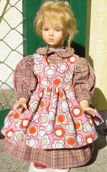 Kleid mit Schürze Dorid